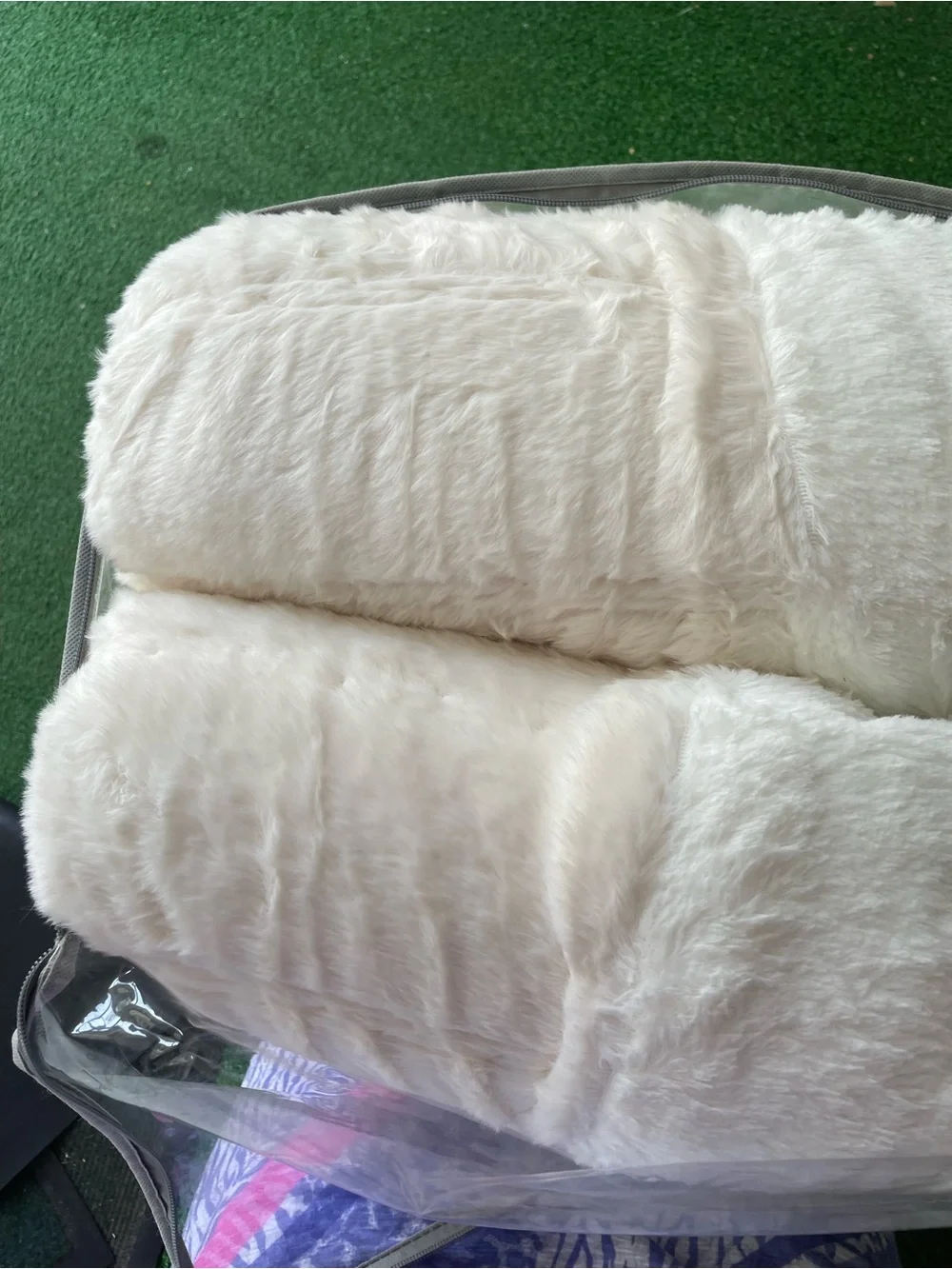 King Ruched Faux-Fur Comforter Set in White
